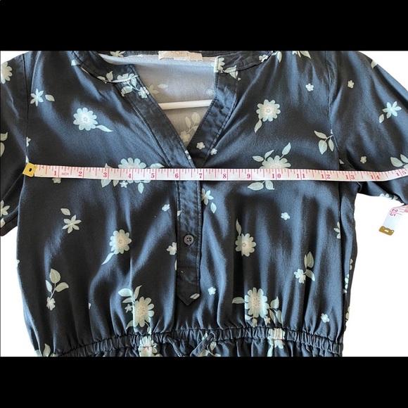 Loft Dress - Picture 6 of 6